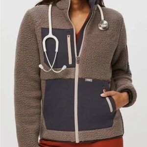 🎉Figs Espresso and Charcoal Sherpa On-Shift Jacket!